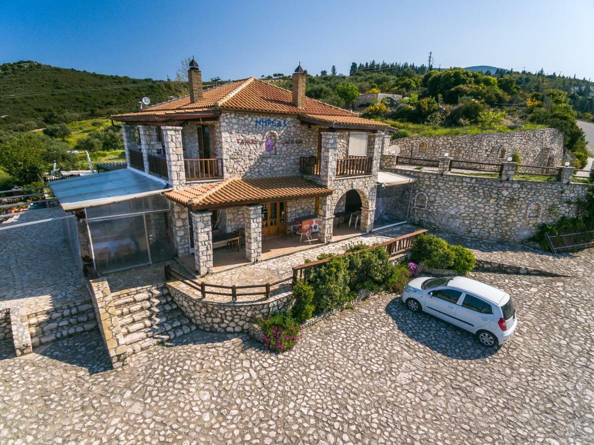 Nireas : Stone Villa Orthoniaí Εξωτερικό φωτογραφία